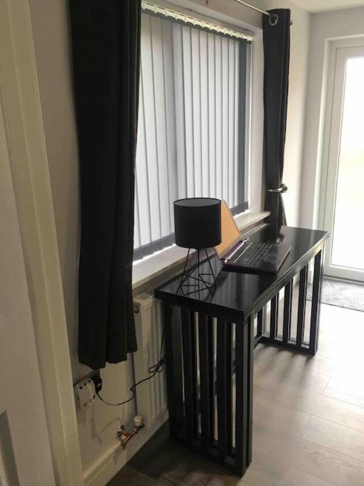 Luxurious 1 Bedroom Guest Near Mk Centre Apartment